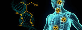 Hélice d'ADN et structure moléculaire près d'un corps humain marqué de symboles radioactifs, par SANUSq Health sur la vitamine C