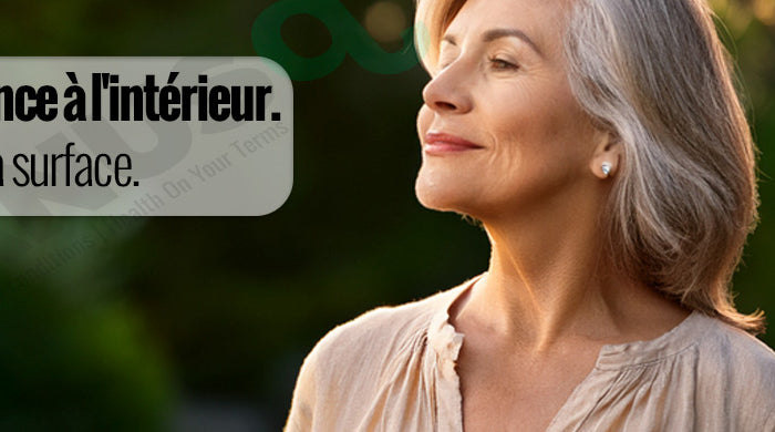 Femme mûre sereine dans un jardin ensoleillé pour SANUSq Health, un teint éclatant qui commence à l'intérieur.